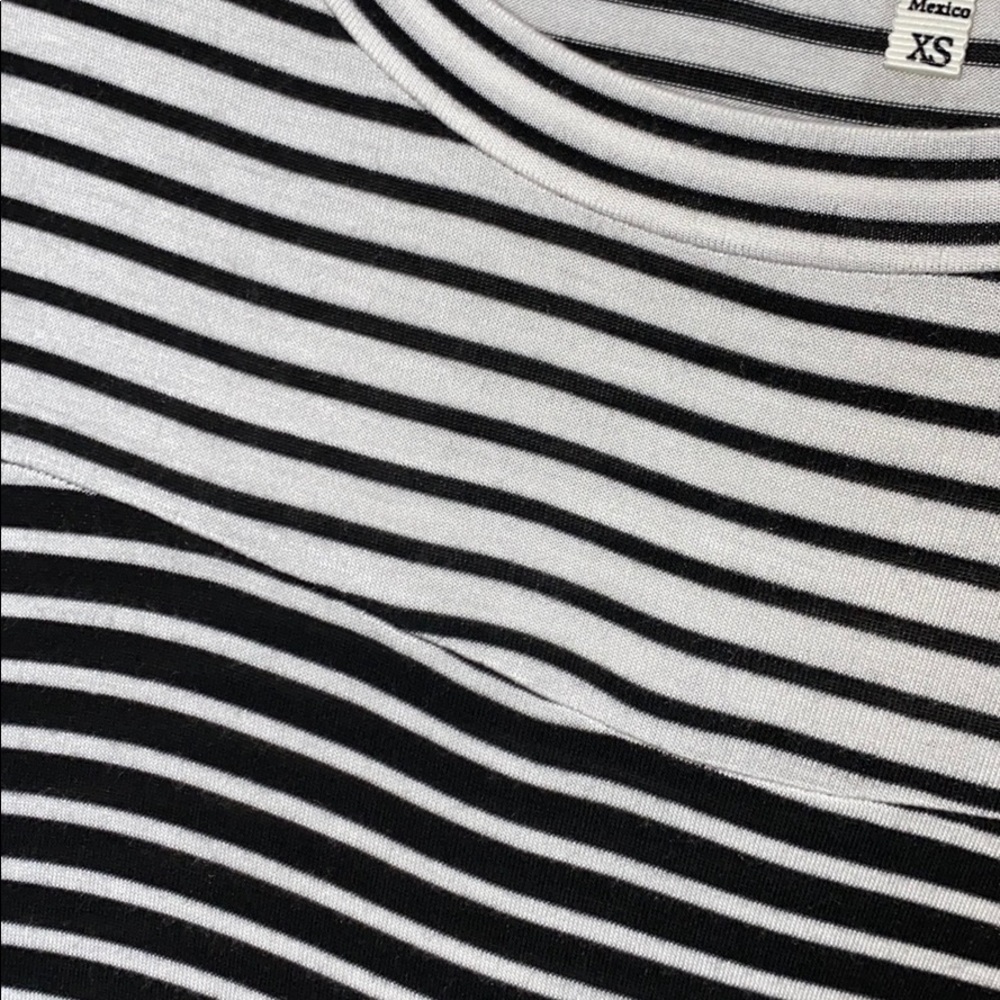 SOLD❣️ Striped Dress - Picture 4 of 4